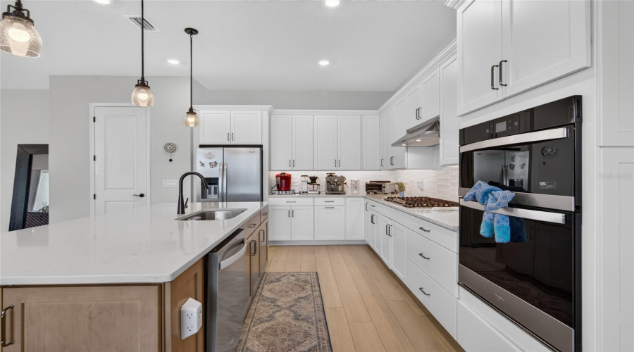 Orlando, Florida 32836, 5 Bedroom Bedrooms, ,4 Bathroombathrooms,Residential,For Sale,Bissell,0,Mfro6440597