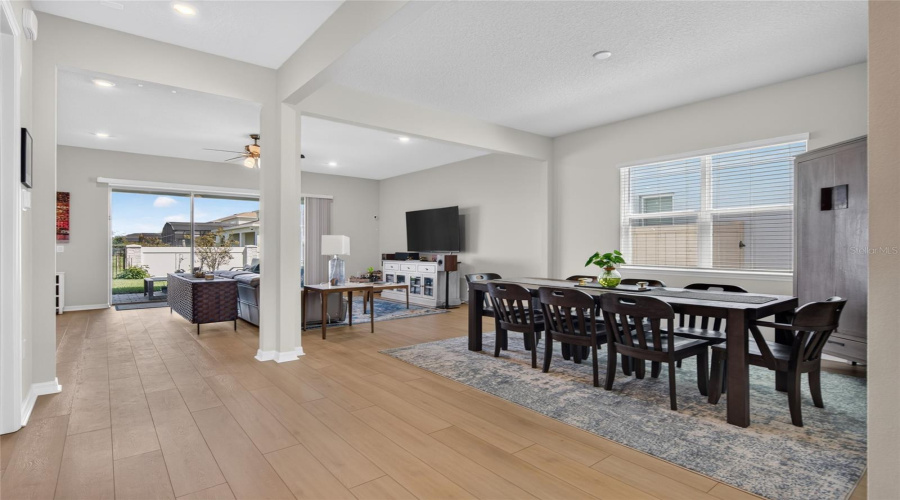 Orlando, Florida 32836, 5 Bedroom Bedrooms, ,4 Bathroombathrooms,Residential,For Sale,Bissell,0,Mfro6440597