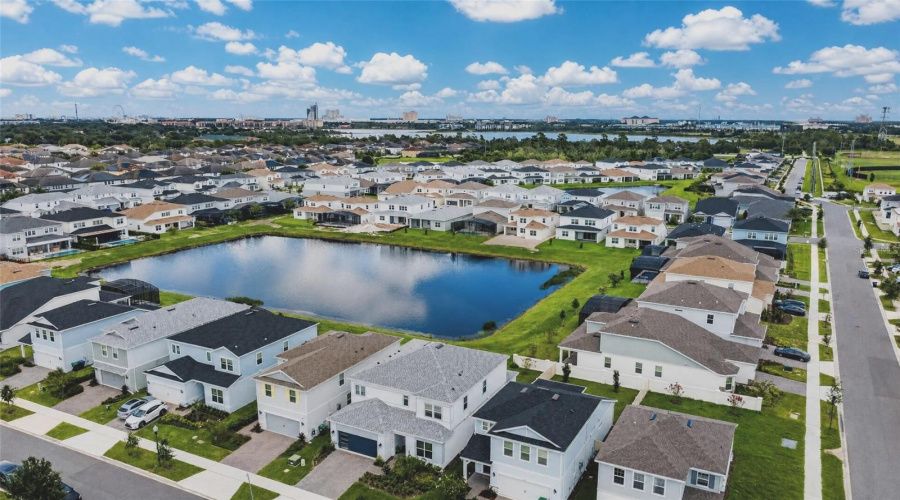 Orlando, Florida 32836, 5 Bedroom Bedrooms, ,4 Bathroombathrooms,Residential,For Sale,Bissell,0,Mfro6440597