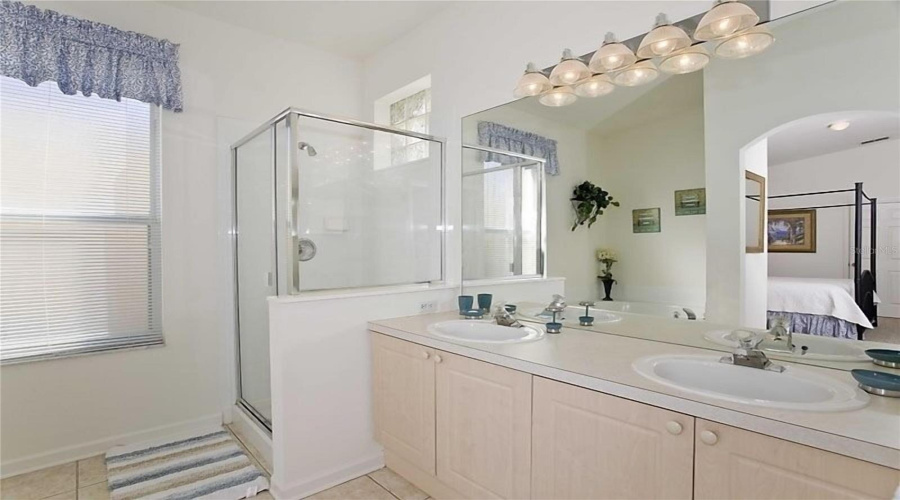 Kissimmee, Florida 34747, 4 Bedroom Bedrooms, ,3 Bathroombathrooms,Residential,For Sale,King Palm,0,Mfro6440209