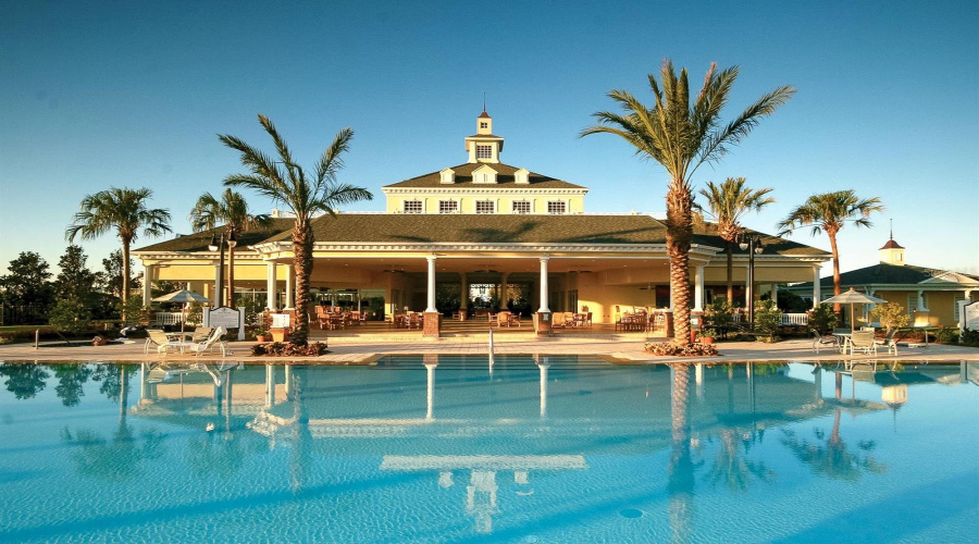 Cabanas &Amp; Pool