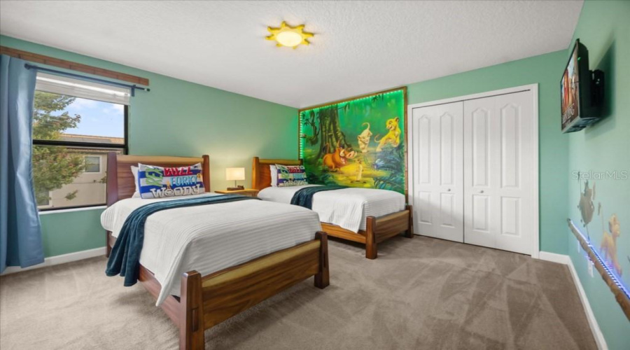 Davenport, Florida 33896, 8 Bedroom Bedrooms, ,5 Bathroombathrooms,Residential,For Sale,Rolling Fairway,0,Mfro6440435