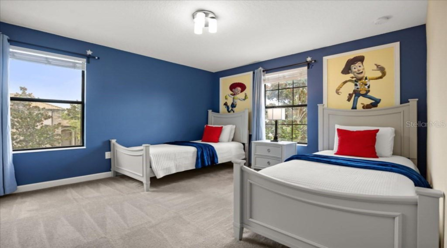Davenport, Florida 33896, 8 Bedroom Bedrooms, ,5 Bathroombathrooms,Residential,For Sale,Rolling Fairway,0,Mfro6440435