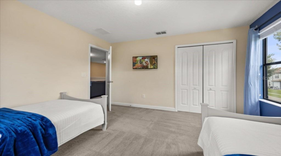 Davenport, Florida 33896, 8 Bedroom Bedrooms, ,5 Bathroombathrooms,Residential,For Sale,Rolling Fairway,0,Mfro6440435