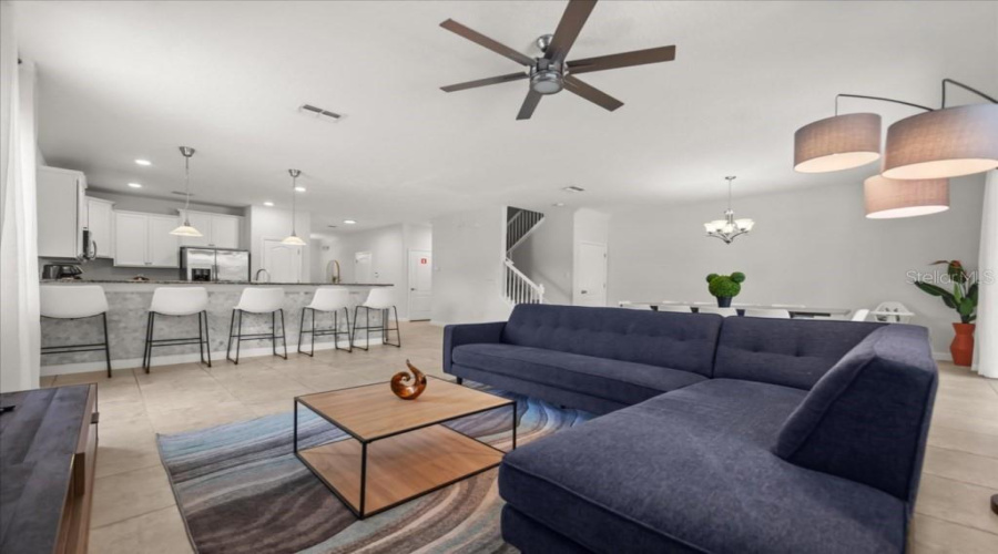 Davenport, Florida 33896, 8 Bedroom Bedrooms, ,5 Bathroombathrooms,Residential,For Sale,Rolling Fairway,0,Mfro6440435