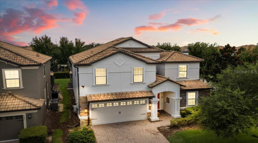 Davenport, Florida 33896, 8 Bedroom Bedrooms, ,5 Bathroombathrooms,Residential,For Sale,Rolling Fairway,0,Mfro6440435