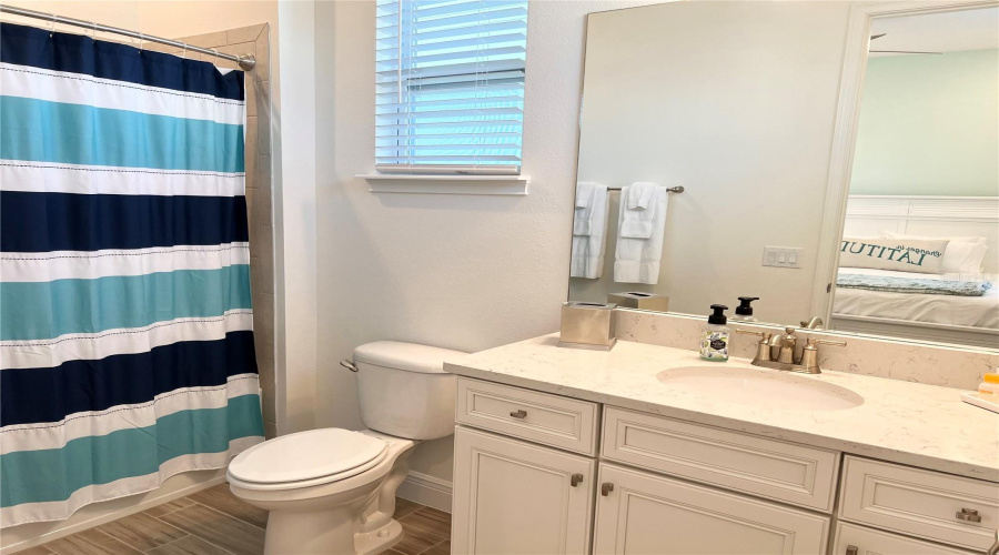 Kissimmee, Florida 34747, 4 Bedroom Bedrooms, ,3 Bathroombathrooms,Residential,For Sale,Lost Shaker,0,Mfro6440491