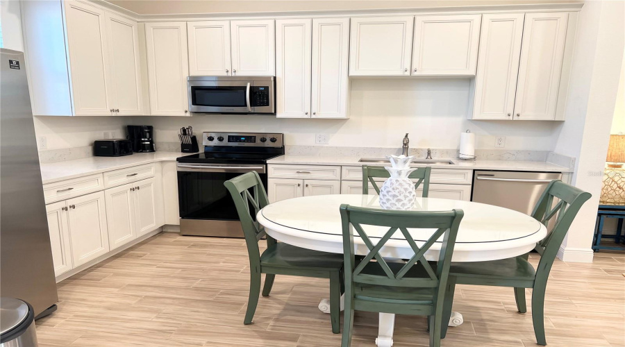 Kissimmee, Florida 34747, 4 Bedroom Bedrooms, ,3 Bathroombathrooms,Residential,For Sale,Lost Shaker,0,Mfro6440491