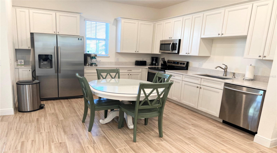 Kissimmee, Florida 34747, 4 Bedroom Bedrooms, ,3 Bathroombathrooms,Residential,For Sale,Lost Shaker,0,Mfro6440491