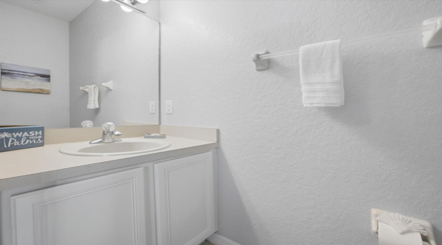 Davenport, Florida 33897, 4 Bedroom Bedrooms, ,3 Bathroombathrooms,Residential,For Sale,Miramar Avenue,0,Mfro6404384