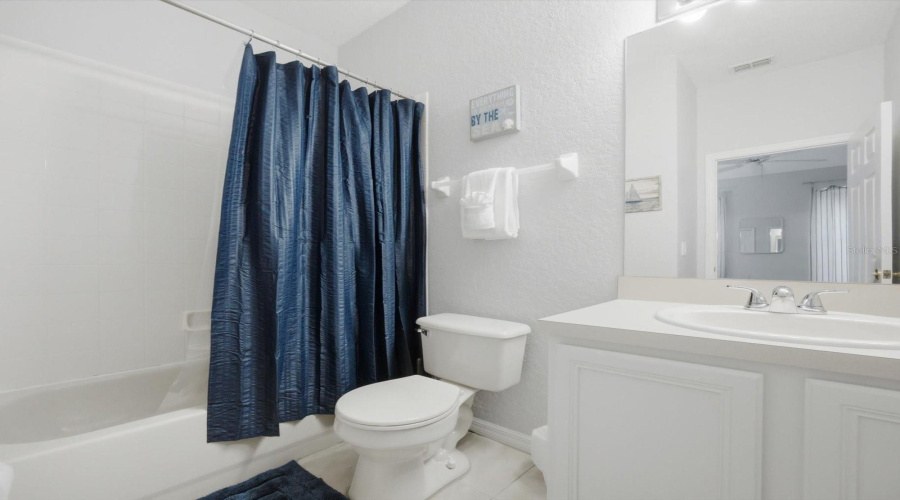 Davenport, Florida 33897, 4 Bedroom Bedrooms, ,3 Bathroombathrooms,Residential,For Sale,Miramar Avenue,0,Mfro6404384