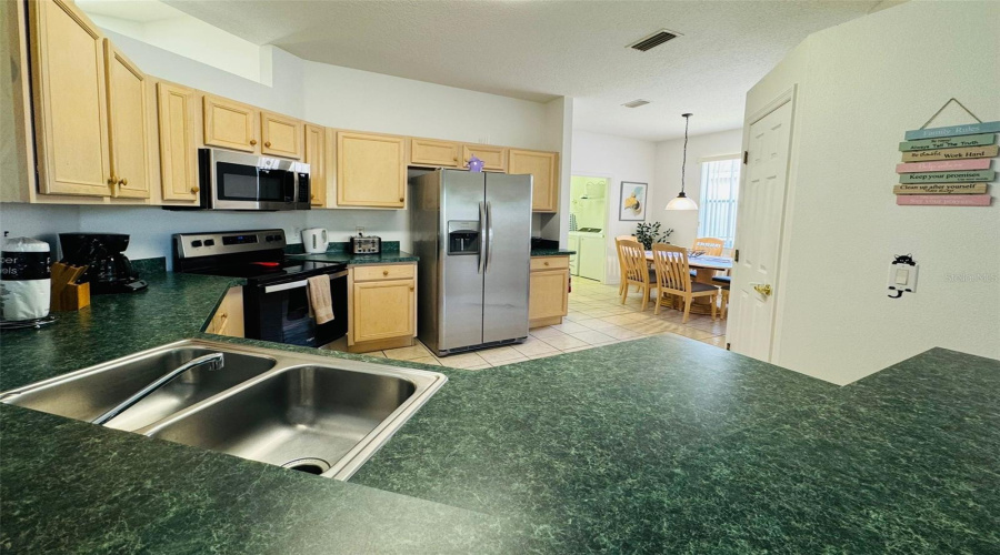 Davenport, Florida 33897, 4 Bedroom Bedrooms, ,3 Bathroombathrooms,Residential,For Sale,Montara,0,Mfro6440376