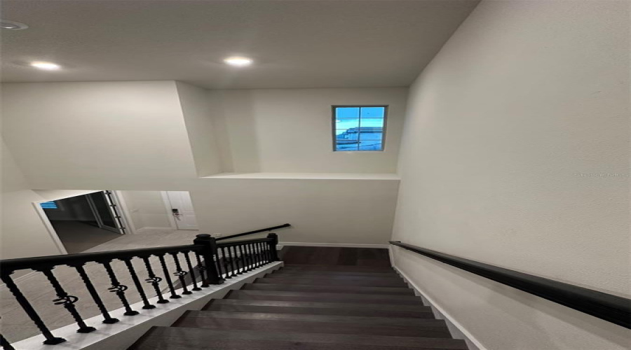 Orlando, Florida 32836, 7 Bedroom Bedrooms, ,4 Bathroombathrooms,Residential,For Sale,Leaf Grove,0,Mfro6438077