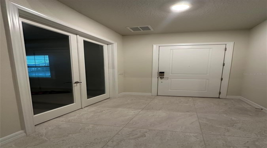 Orlando, Florida 32836, 7 Bedroom Bedrooms, ,4 Bathroombathrooms,Residential,For Sale,Leaf Grove,0,Mfro6438077