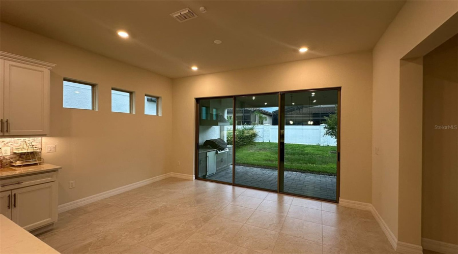 Orlando, Florida 32836, 7 Bedroom Bedrooms, ,4 Bathroombathrooms,Residential,For Sale,Leaf Grove,0,Mfro6438077