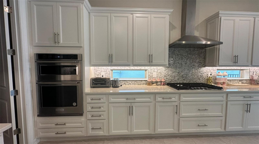 Orlando, Florida 32836, 7 Bedroom Bedrooms, ,4 Bathroombathrooms,Residential,For Sale,Leaf Grove,0,Mfro6438077
