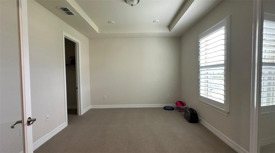 Orlando, Florida 32836, 7 Bedroom Bedrooms, ,4 Bathroombathrooms,Residential,For Sale,Leaf Grove,0,Mfro6438077