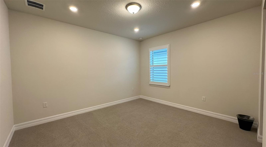 Orlando, Florida 32836, 7 Bedroom Bedrooms, ,4 Bathroombathrooms,Residential,For Sale,Leaf Grove,0,Mfro6438077