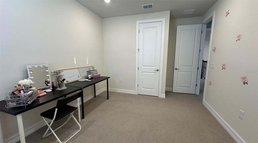 Orlando, Florida 32836, 7 Bedroom Bedrooms, ,4 Bathroombathrooms,Residential,For Sale,Leaf Grove,0,Mfro6438077
