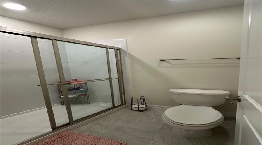 Orlando, Florida 32836, 7 Bedroom Bedrooms, ,4 Bathroombathrooms,Residential,For Sale,Leaf Grove,0,Mfro6438077