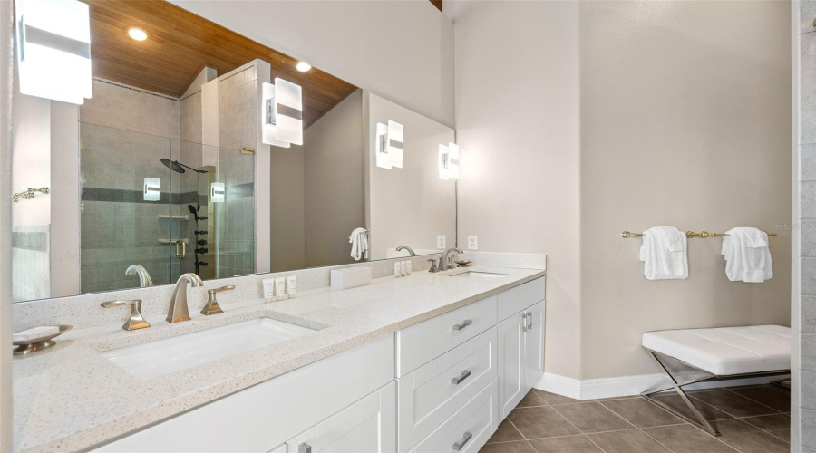 Reunion, Florida 34747, 5 Bedroom Bedrooms, ,4 Bathroombathrooms,Residential,For Sale,Titian,0,Mfro6343327