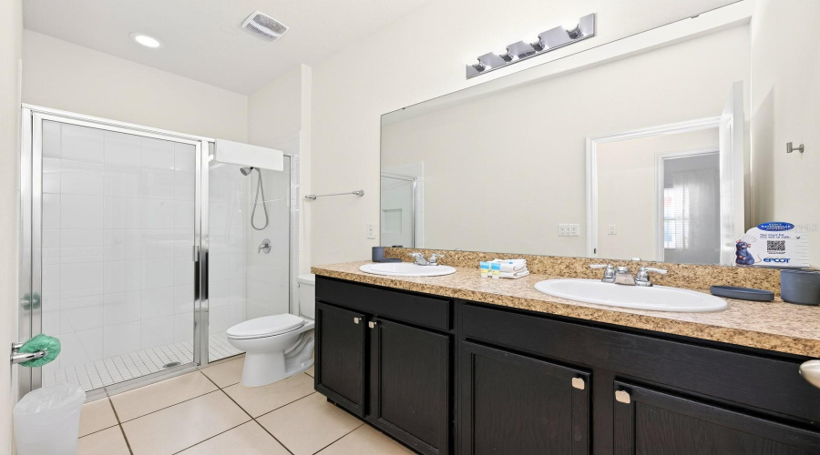A Generously-Sized 1St Floor Bedroom And Nearby Full Bath Offer An Ideal Setup For Overnight Guests, Extended Family Or Multigenerational Living.