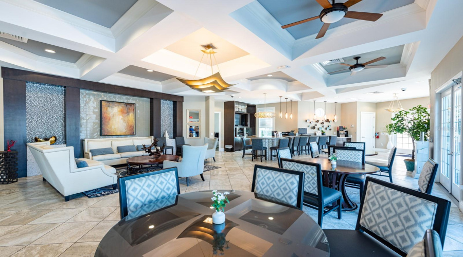 The Clubhouse, Restaurant And Bar
