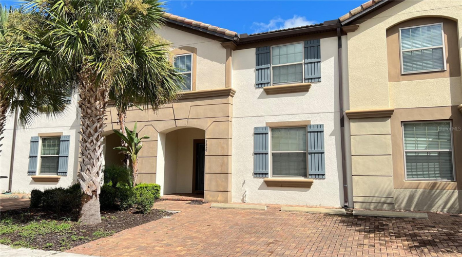 Kissimmee, Florida 34747, 5 Bedroom Bedrooms, ,4 Bathroombathrooms,Residential,For Sale,Geneve,0,Mfrs5157166