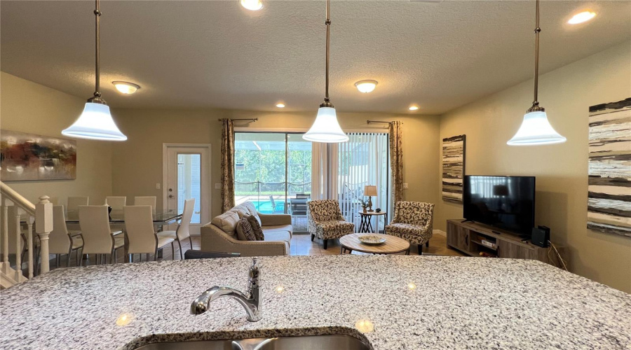 Kissimmee, Florida 34747, 5 Bedroom Bedrooms, ,4 Bathroombathrooms,Residential,For Sale,Geneve,0,Mfrs5157166