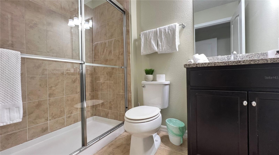 Kissimmee, Florida 34747, 5 Bedroom Bedrooms, ,4 Bathroombathrooms,Residential,For Sale,Geneve,0,Mfrs5157166