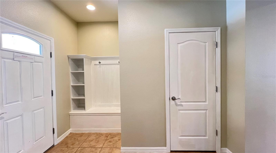 Kissimmee, Florida 34747, 5 Bedroom Bedrooms, ,4 Bathroombathrooms,Residential,For Sale,Geneve,0,Mfrs5157166