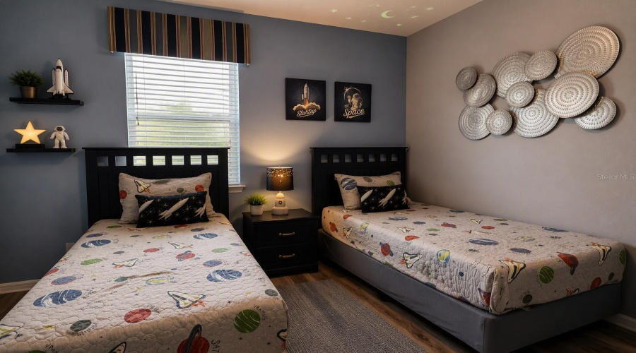 Kissimmee, Florida 34747, 9 Bedroom Bedrooms, ,6 Bathroombathrooms,Residential,For Sale,Sunshine Ridge,0,Mfro6440573