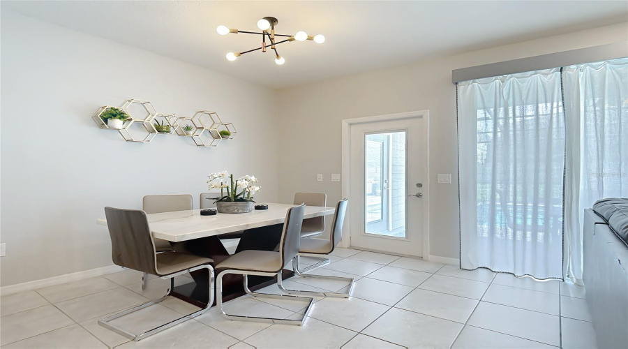 Davenport, Florida 33897, 5 Bedroom Bedrooms, ,4 Bathroombathrooms,Residential,For Sale,Paradise,0,Mfro6440616