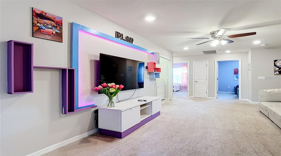 Davenport, Florida 33897, 5 Bedroom Bedrooms, ,4 Bathroombathrooms,Residential,For Sale,Paradise,0,Mfro6440616