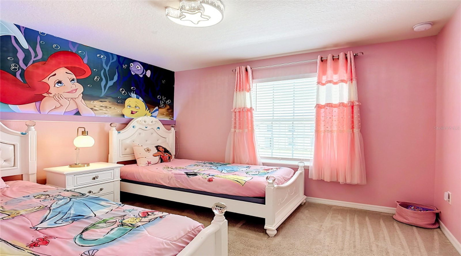 Davenport, Florida 33897, 5 Bedroom Bedrooms, ,4 Bathroombathrooms,Residential,For Sale,Paradise,0,Mfro6440616