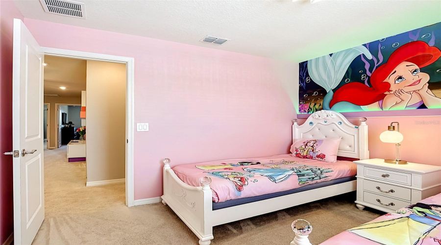 Davenport, Florida 33897, 5 Bedroom Bedrooms, ,4 Bathroombathrooms,Residential,For Sale,Paradise,0,Mfro6440616