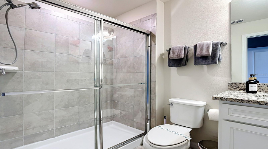 Davenport, Florida 33897, 5 Bedroom Bedrooms, ,4 Bathroombathrooms,Residential,For Sale,Paradise,0,Mfro6440616