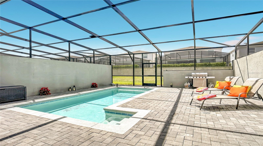 Davenport, Florida 33897, 5 Bedroom Bedrooms, ,4 Bathroombathrooms,Residential,For Sale,Paradise,0,Mfro6440616