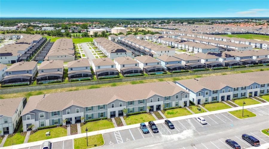 Davenport, Florida 33897, 5 Bedroom Bedrooms, ,4 Bathroombathrooms,Residential,For Sale,Paradise,0,Mfro6440616