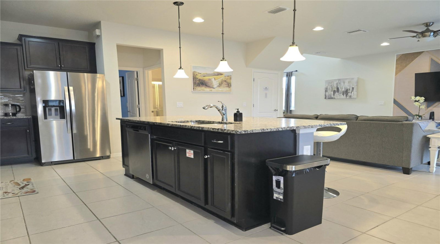 Kissimmee, Florida 34747, 5 Bedroom Bedrooms, ,4 Bathroombathrooms,Residential,For Sale,Dubai,0,Mfrp4939824
