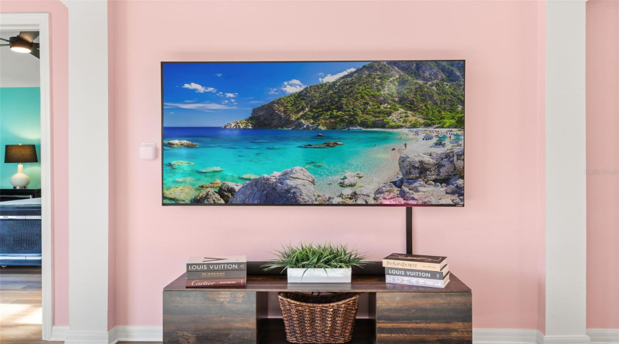 60&Quot; Tv For Everyone To See The Show