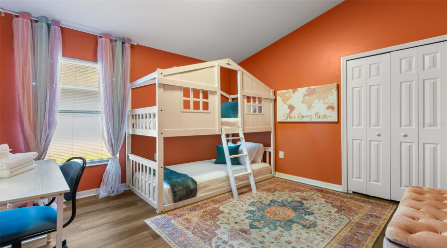 Bedroom 4 Twin Bunk Beds