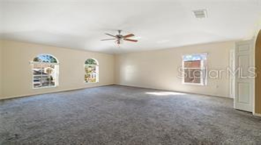 Davenport, Florida 33897, 4 Bedroom Bedrooms, ,3 Bathroombathrooms,Residential,For Sale,Blake,0,Mfrs5157332
