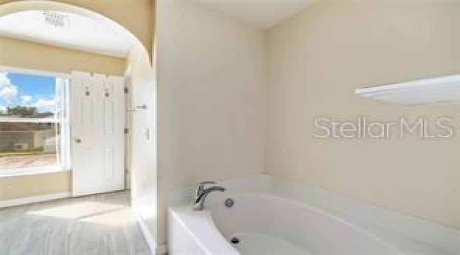 Davenport, Florida 33897, 4 Bedroom Bedrooms, ,3 Bathroombathrooms,Residential,For Sale,Blake,0,Mfrs5157332