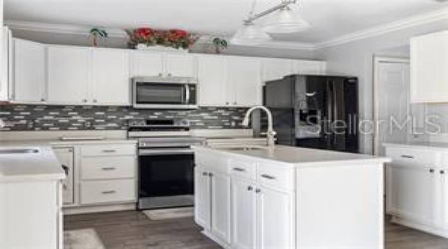 Davenport, Florida 33897, 4 Bedroom Bedrooms, ,3 Bathroombathrooms,Residential,For Sale,Blake,0,Mfrs5157332