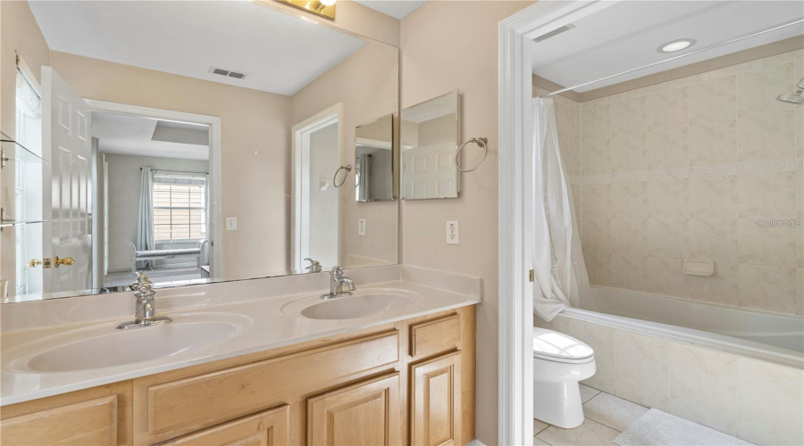 Celebration, Florida 34747, 3 Bedroom Bedrooms, ,2 Bathroombathrooms,Residential,For Sale,Pawstand,0,Mfro6440984