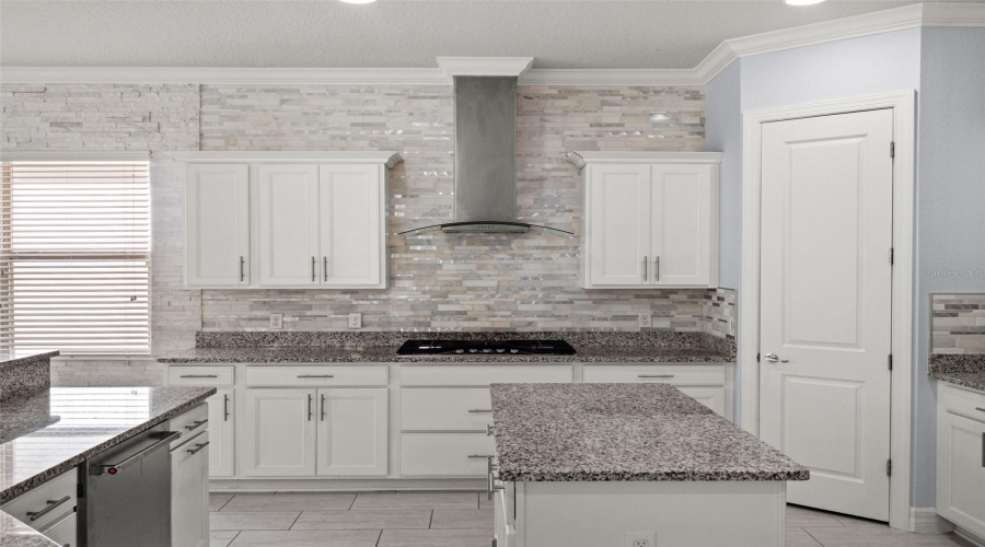 Orlando, Florida 32836, 4 Bedroom Bedrooms, ,3 Bathroombathrooms,Residential,For Sale,Citron Oaks,0,Mfro6440190