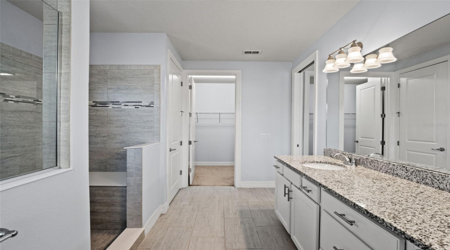 Orlando, Florida 32836, 4 Bedroom Bedrooms, ,3 Bathroombathrooms,Residential,For Sale,Citron Oaks,0,Mfro6440190