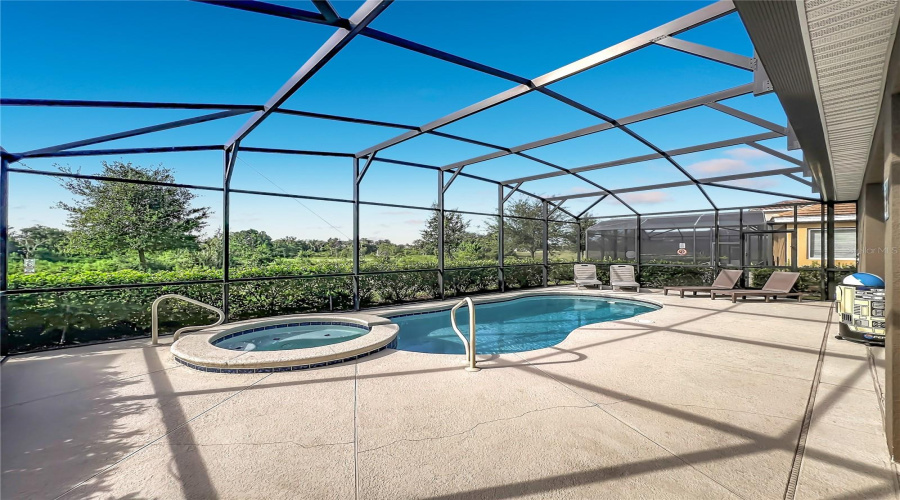 Davenport, Florida 33837, 5 Bedroom Bedrooms, ,4 Bathroombathrooms,Residential,For Sale,Oakmoss,0,Mfro6440765