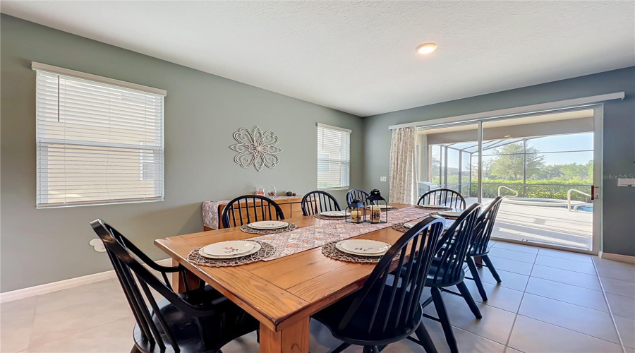Davenport, Florida 33837, 5 Bedroom Bedrooms, ,4 Bathroombathrooms,Residential,For Sale,Oakmoss,0,Mfro6440765